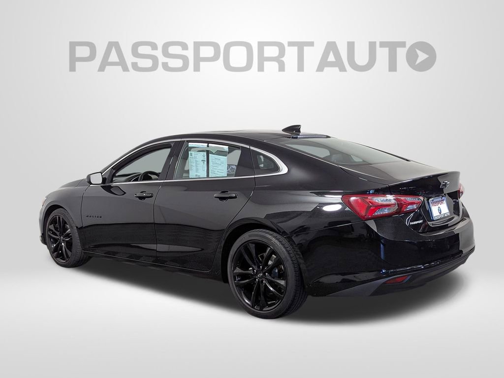 Used 2020 Chevrolet Malibu LT w/ Leather Package FWD image 3