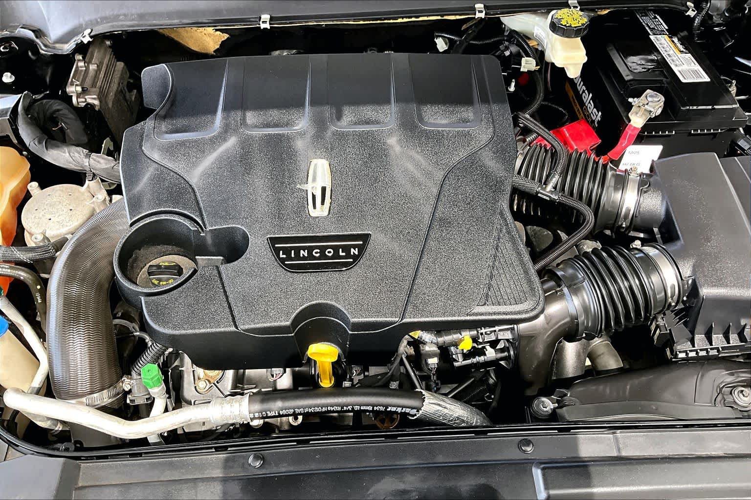 Used 2017 Lincoln MKZ Reserve FWD image 33