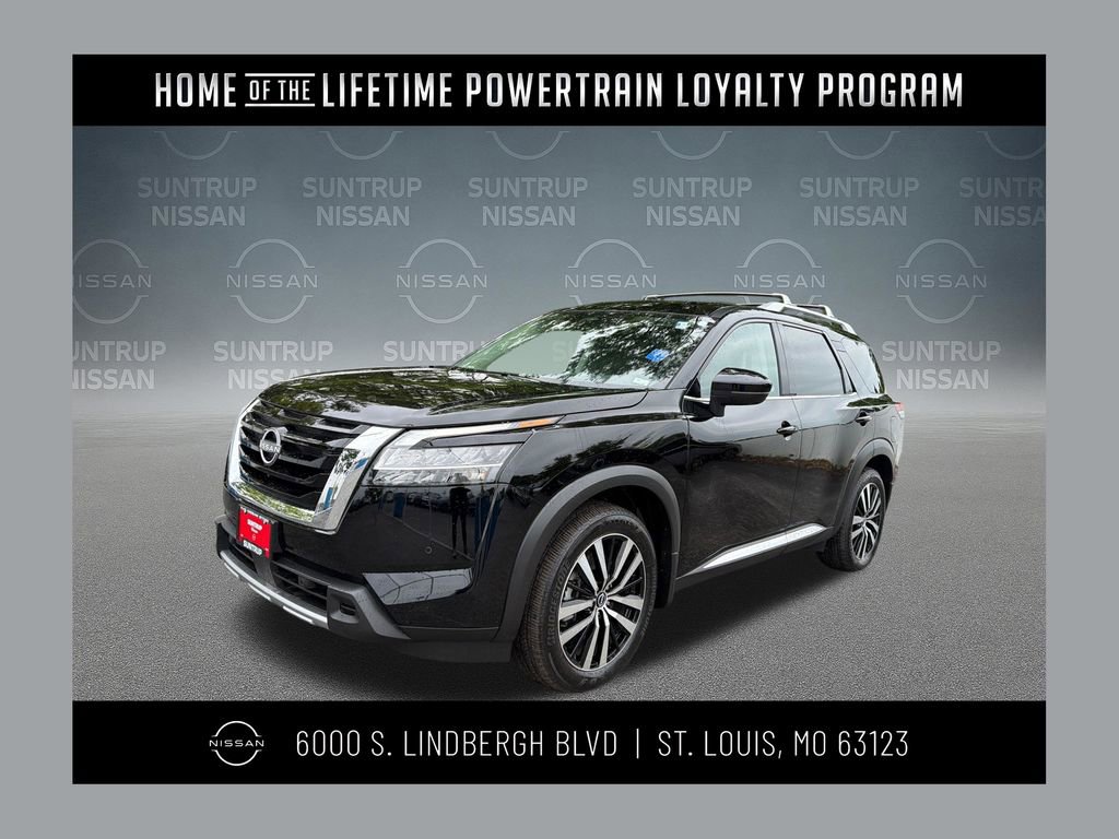 Used 2024 Nissan Pathfinder Platinum w/ Cargo Package