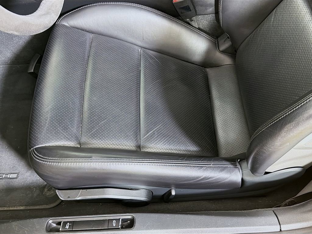 Used 2021 Porsche 718 Boxster S image 23