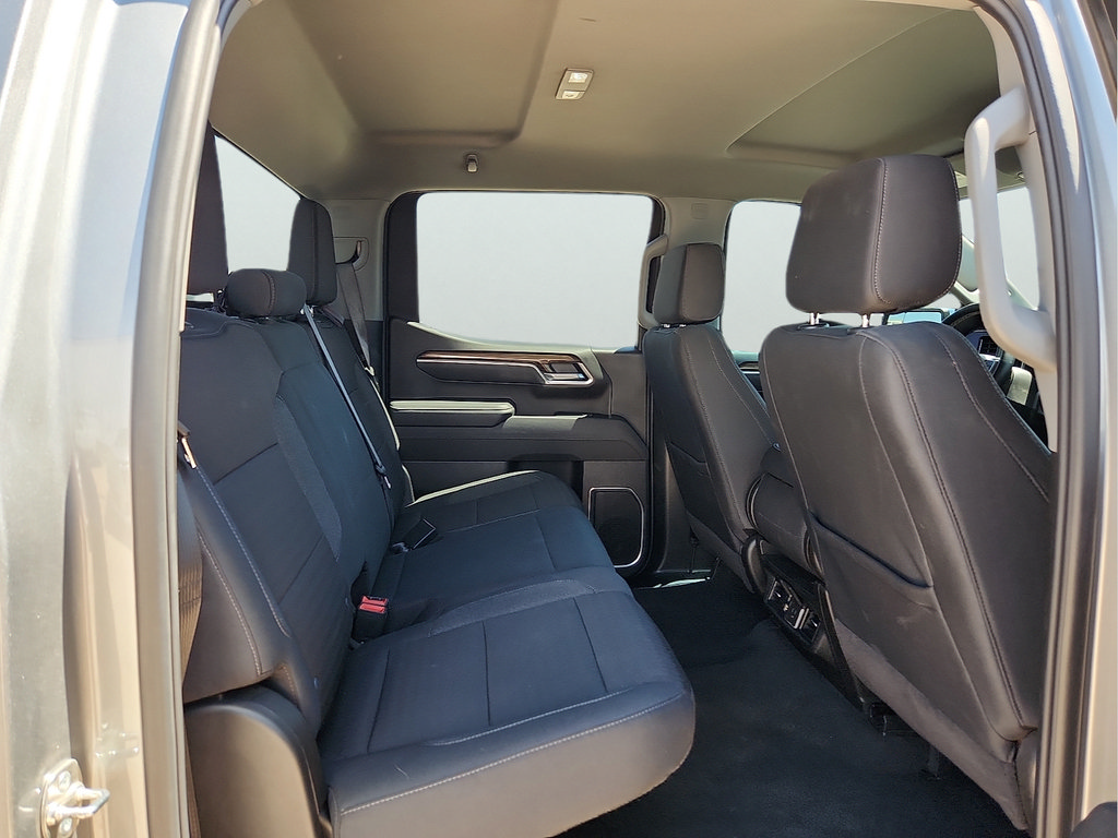 Used 2026 Chevrolet Silverado 1500 LT RWD image 16