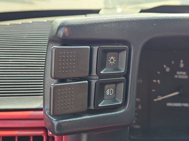 Used 1988 Ford Mustang LX RWD image 14