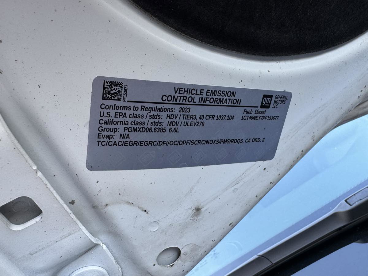 Used 2023 GMC Sierra 2500 SLT w/ SLT Convenience Package image 17