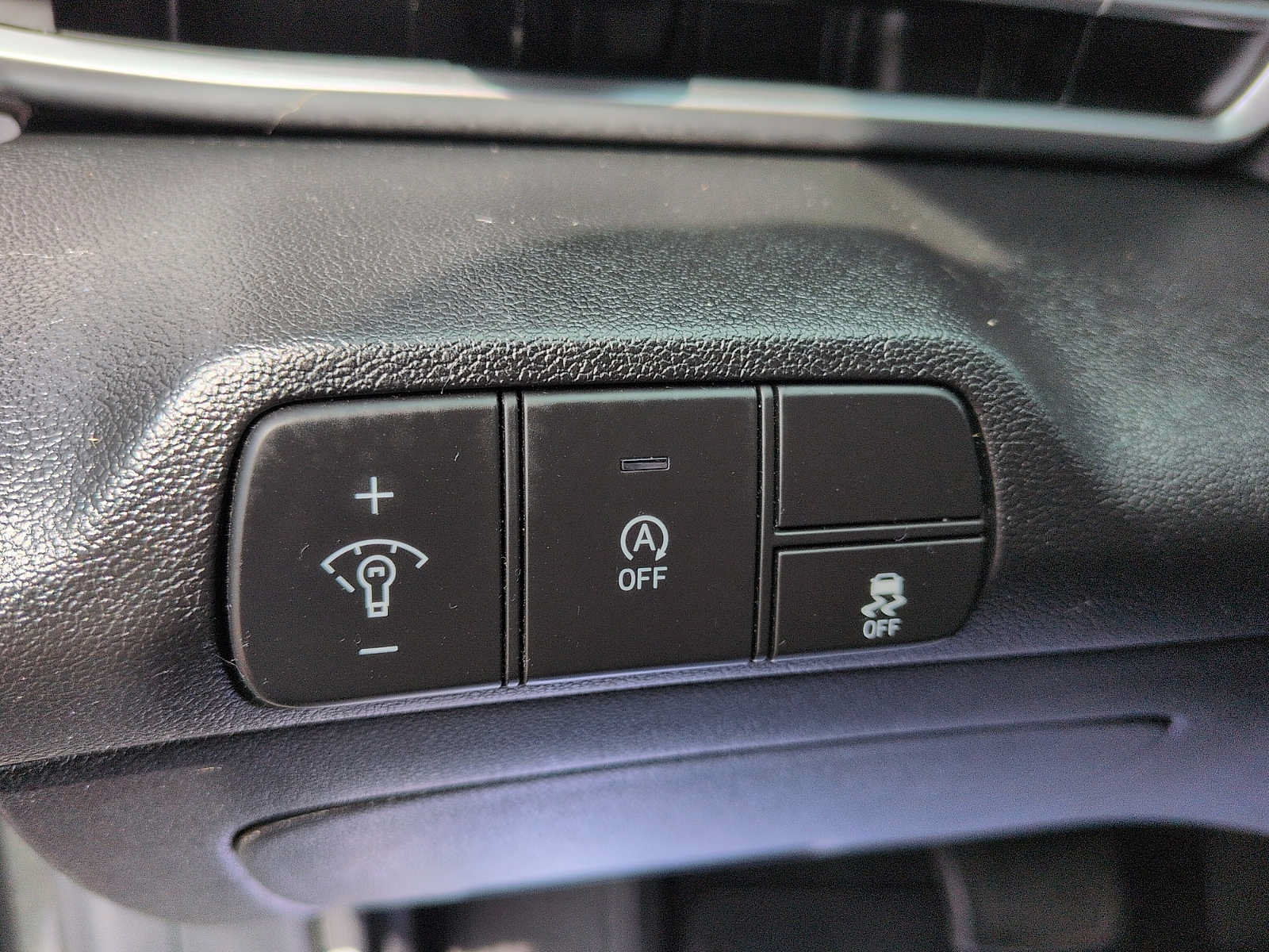 Used 2024 Hyundai Elantra SE FWD image 14
