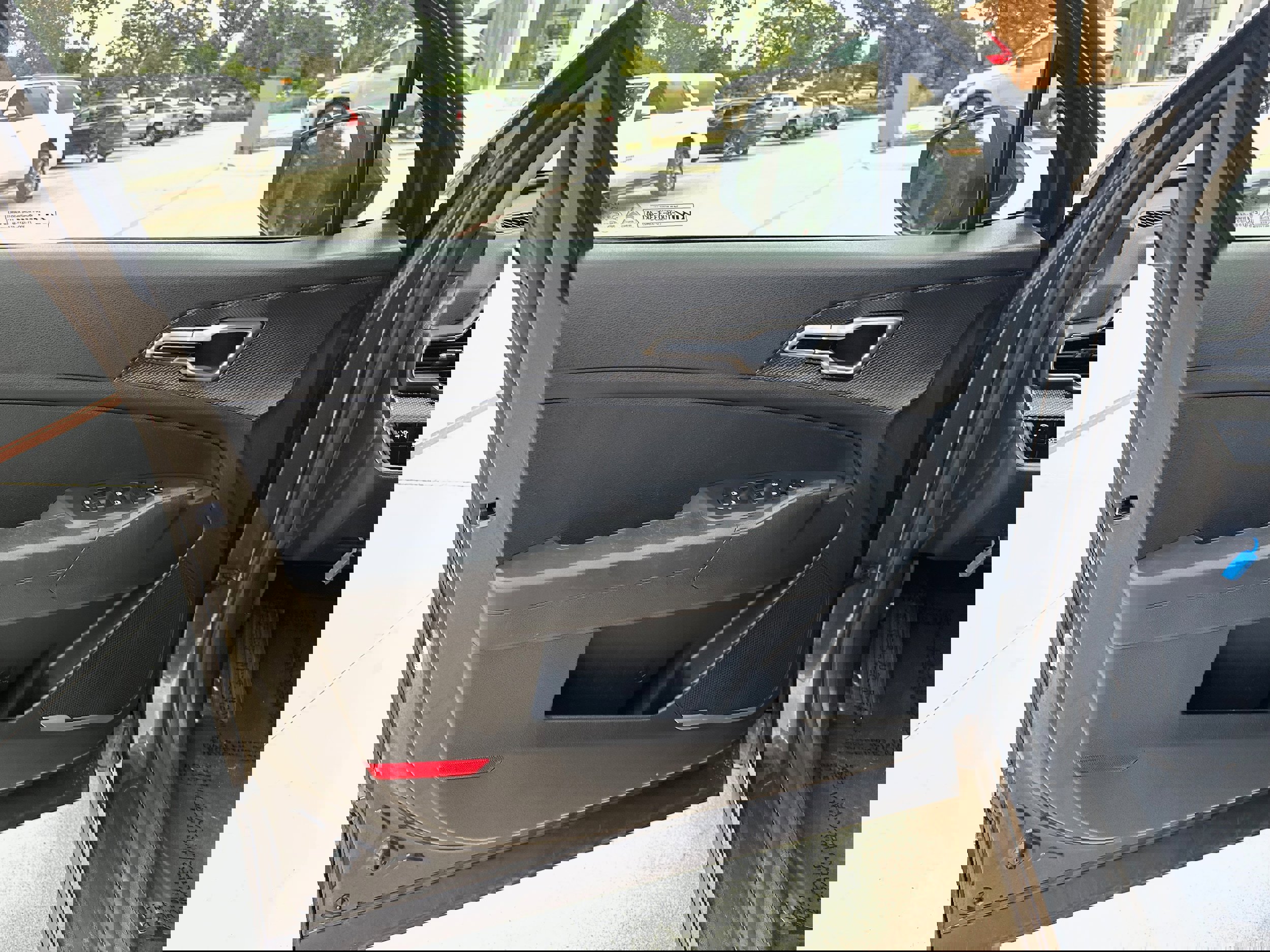 Used 2023 Kia Sportage LX image 23