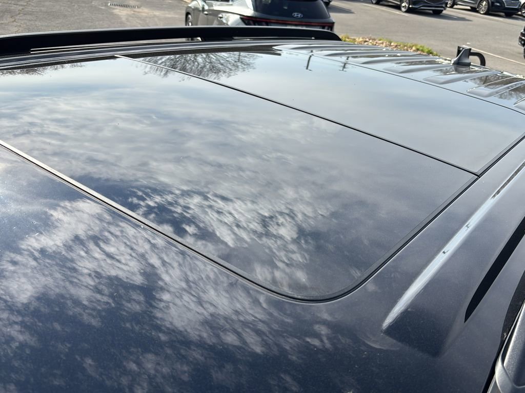 Used 2023 Ford Explorer ST w/ Equipment Group 401A image 15