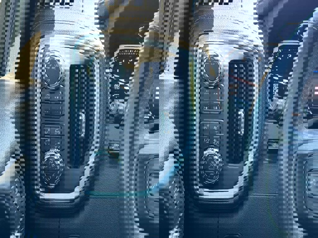 Used 2021 GMC Sierra 1500 AT4 w/ AT4 Value Package image 29