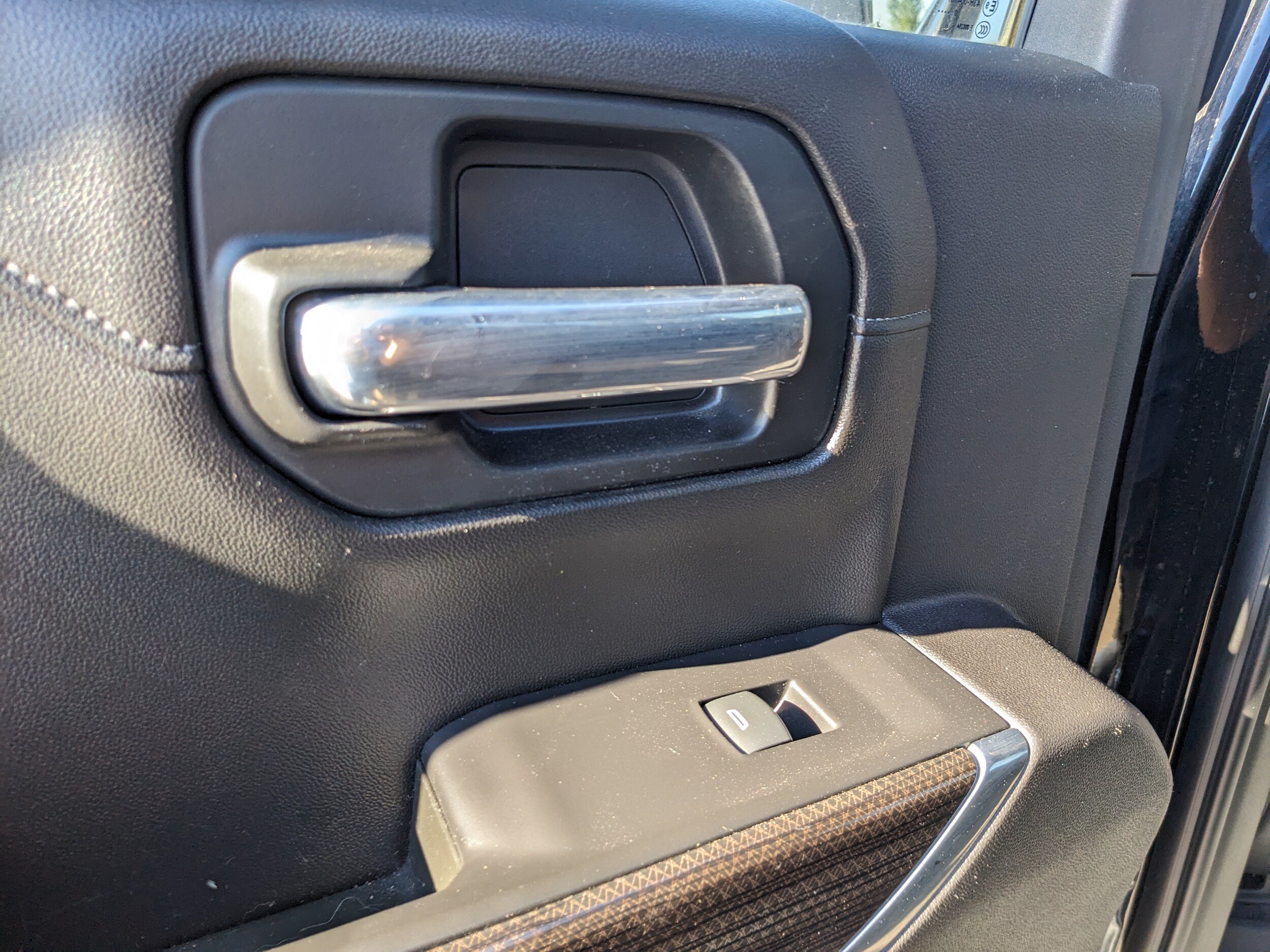 Used 2021 Chevrolet Silverado 1500 LT Trail Boss w/ Convenience Package II AWD/4WD image 41