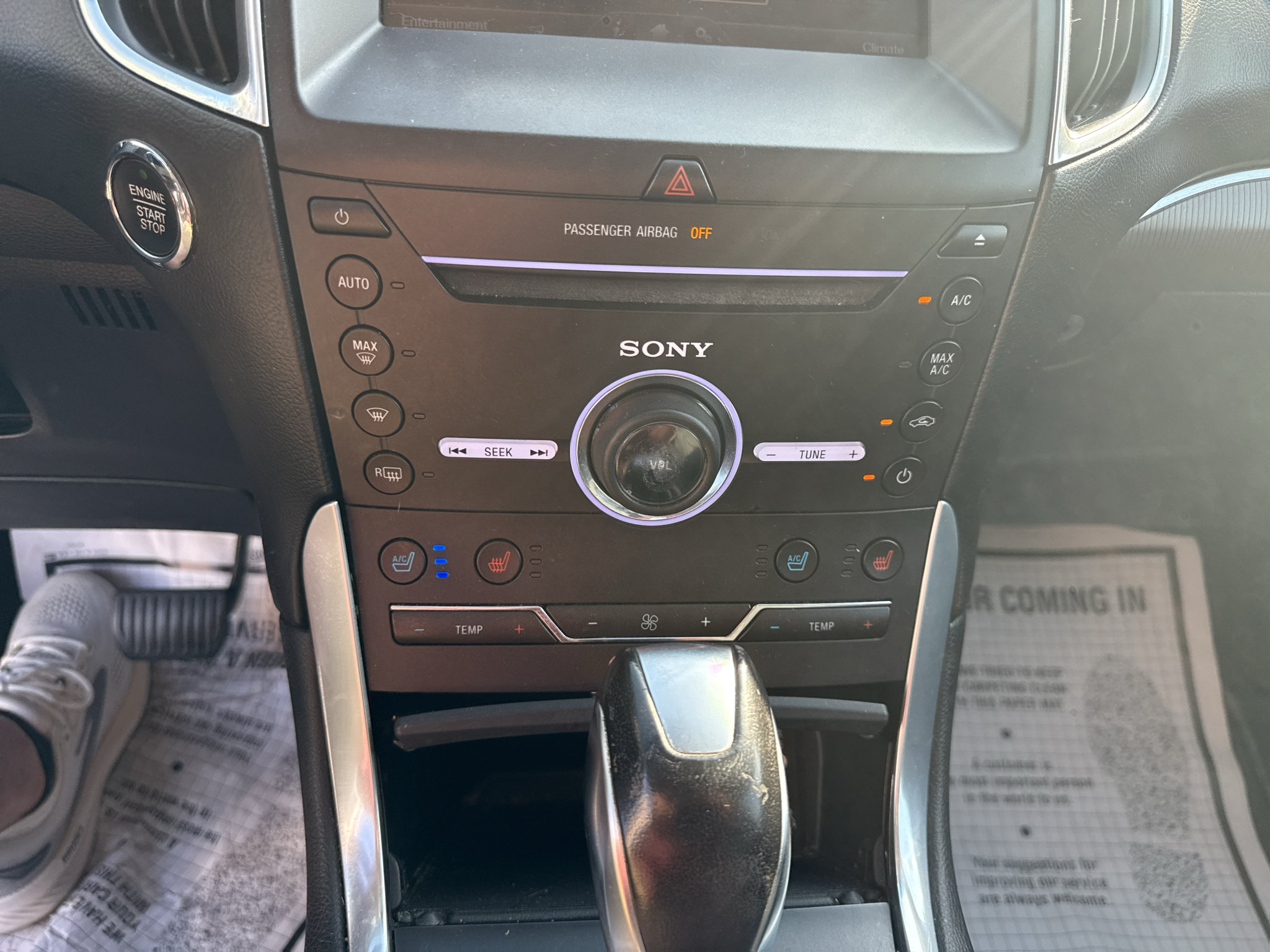 Used 2015 Ford Edge Titanium w/ Equipment Group 301A AWD/4WD image 10