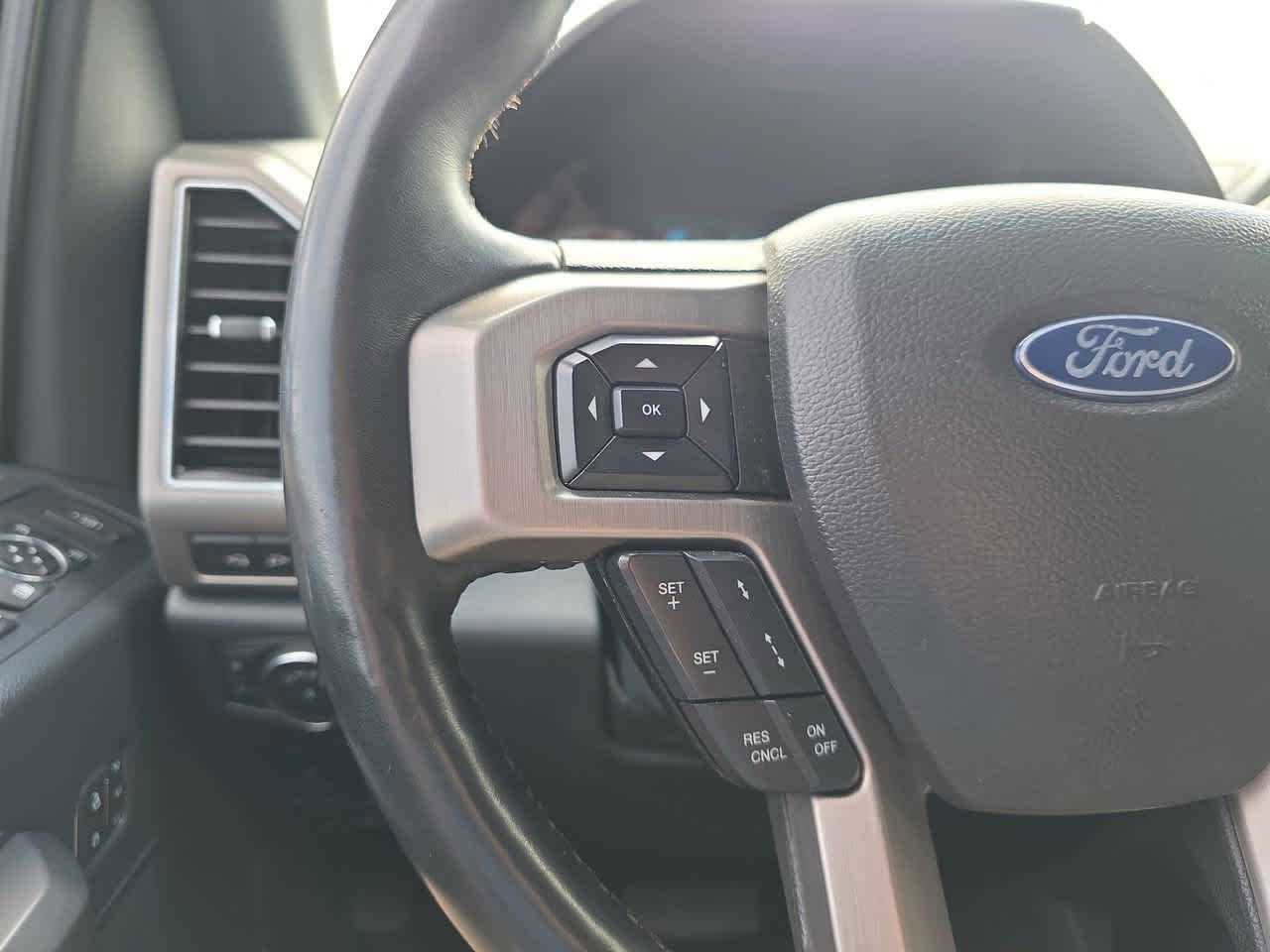 Used 2022 Ford F450 Platinum w/ FX4 Off-Road Package image 26