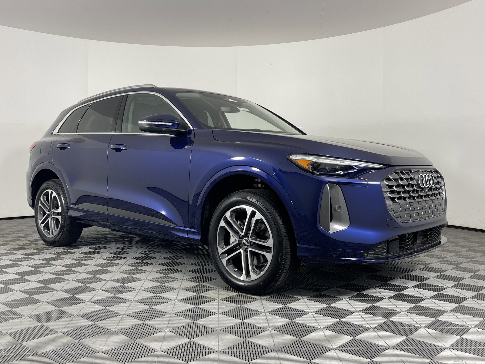 New 2025 Audi Q5 Premium Plus image 21