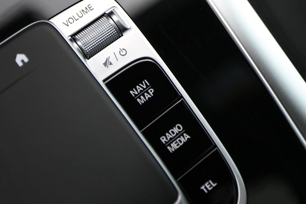 Used 2025 Mercedes-Benz G 63 AMG 4MATIC image 28
