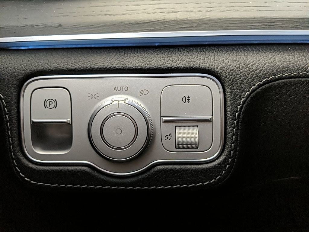 Used 2025 Mercedes-Benz GLS 450 4MATIC image 29