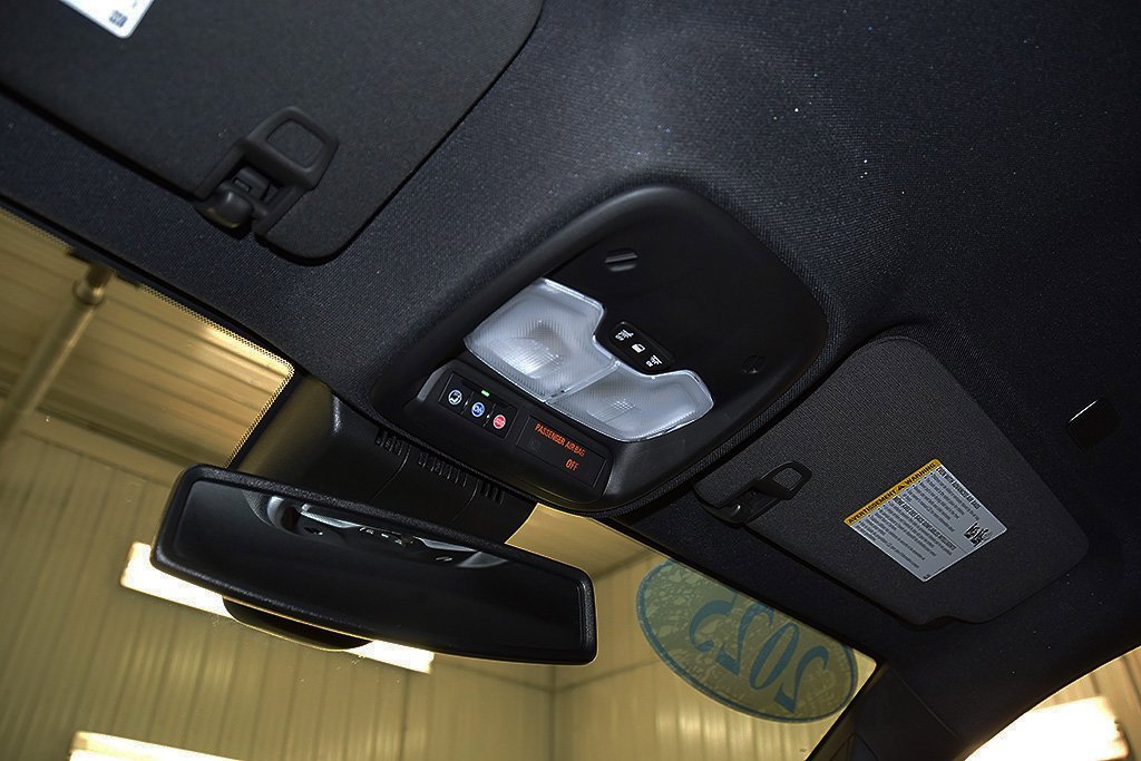 Used 2025 Chevrolet Colorado Z71 image 28