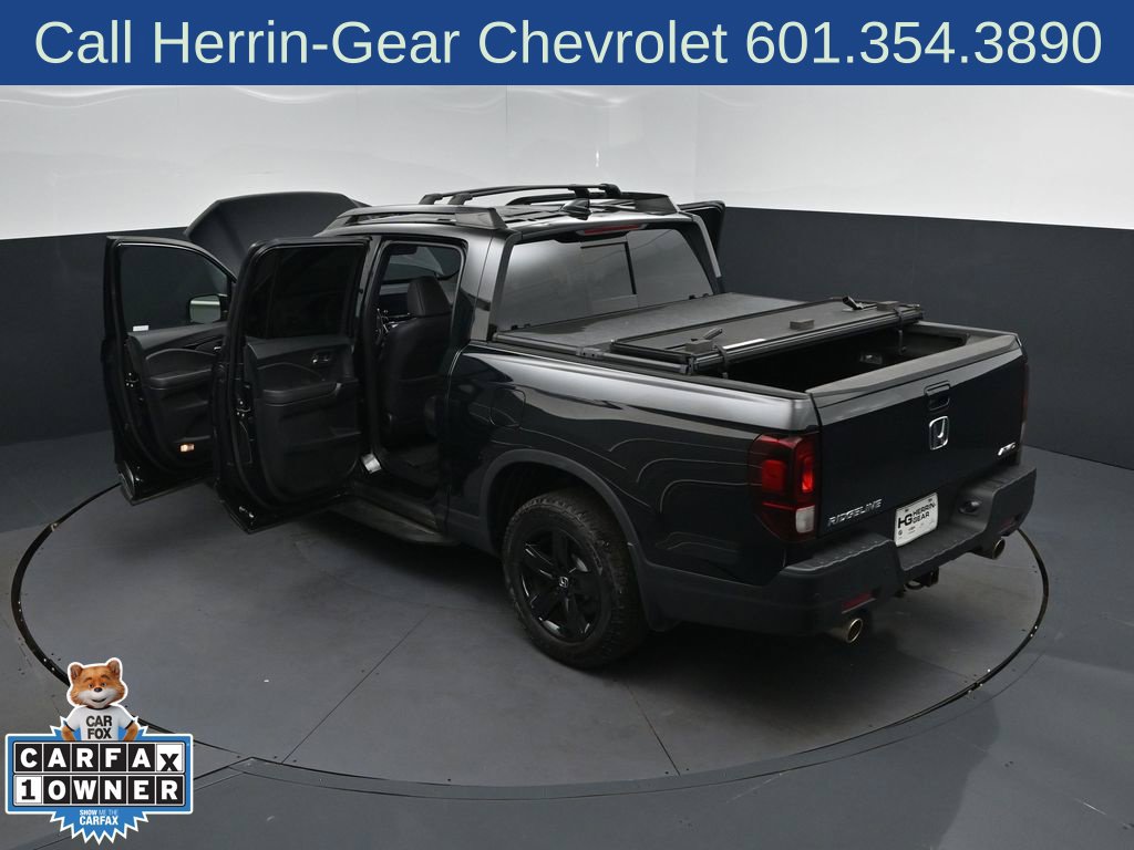 Used 2023 Honda Ridgeline Black Edition image 2