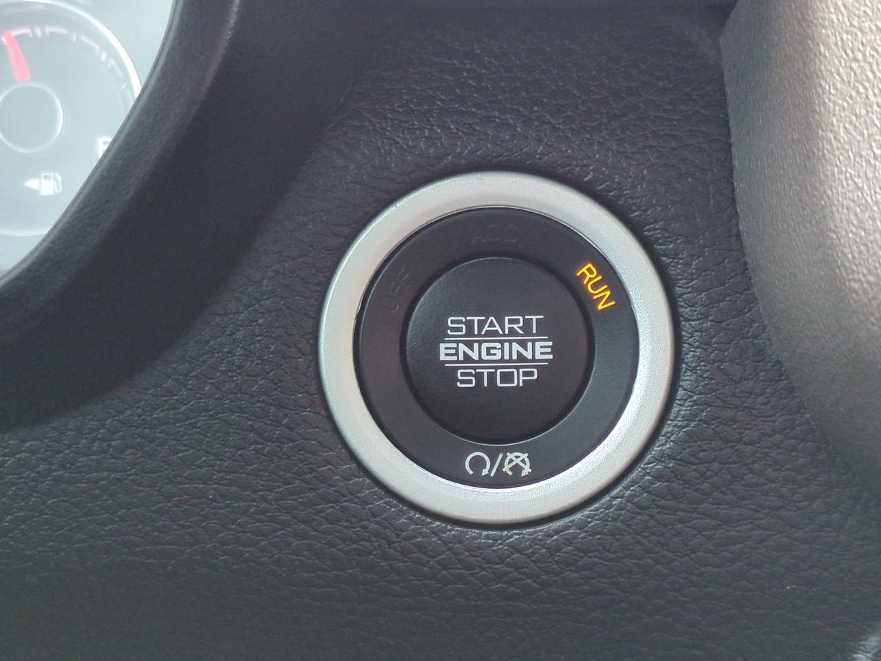 Used 2019 RAM 1500 Laramie image 26