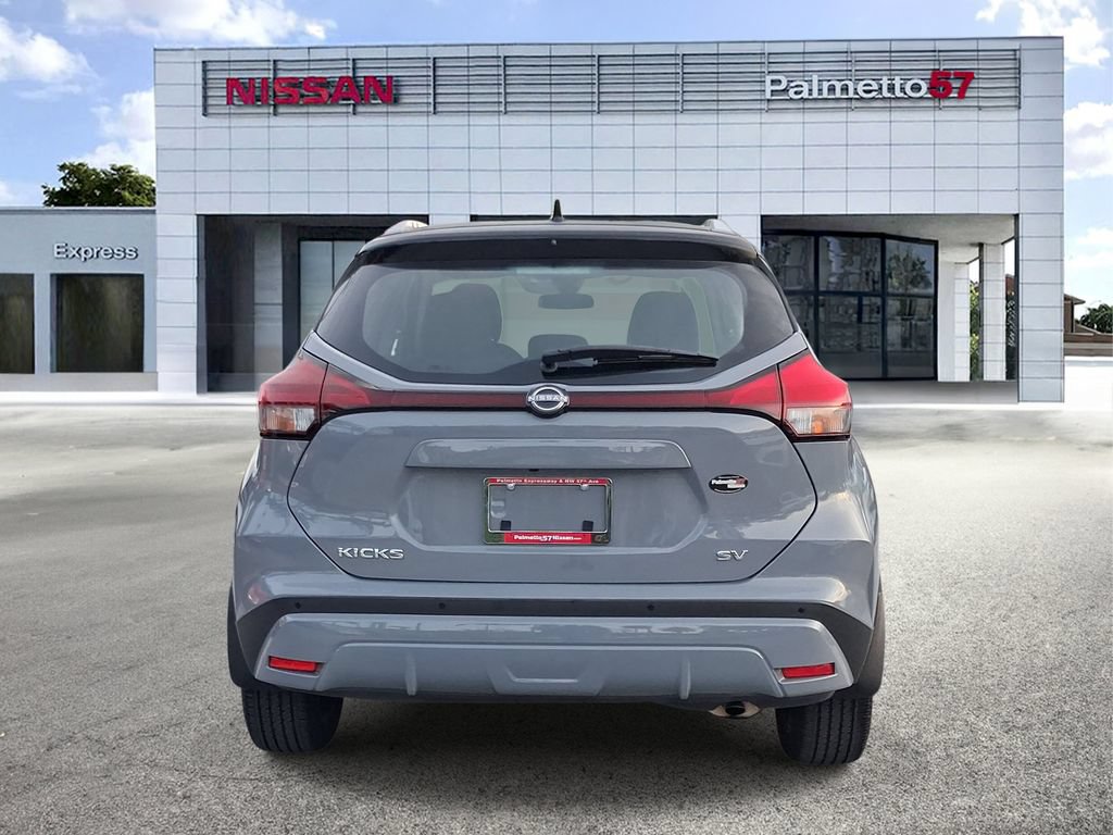 Certified 2023 Nissan Kicks SV FWD image 5