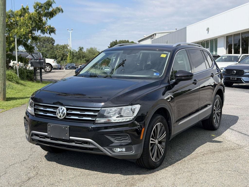 Used 2018 Volkswagen Tiguan SEL AWD/4WD image 23