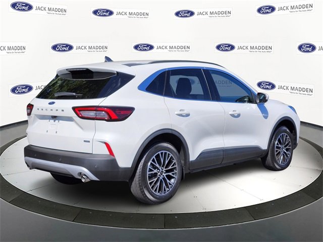 New 2025 Ford Escape SE image 5