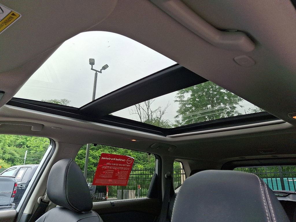 Certified 2023 Nissan Rogue SL w/ SL Premium Package image 16