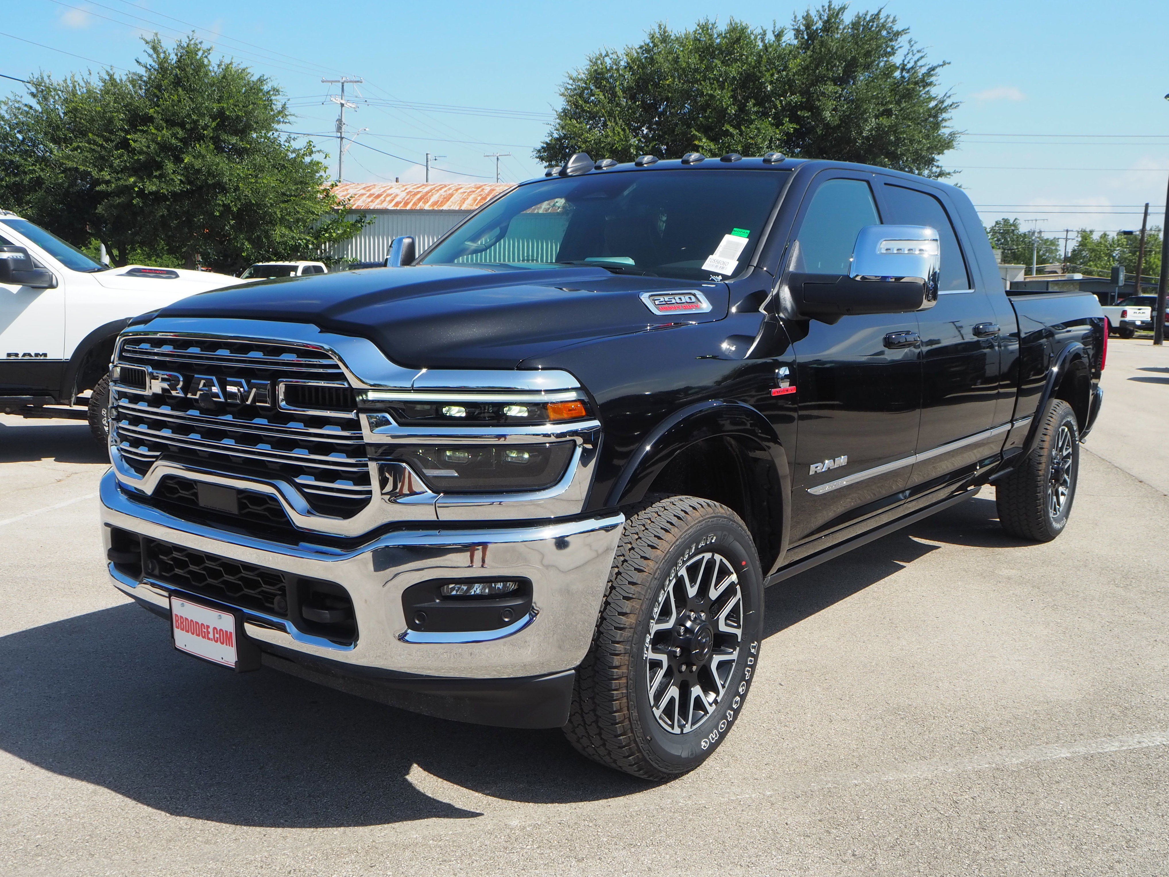 New 2025 RAM 2500 Limited AWD/4WD image 2