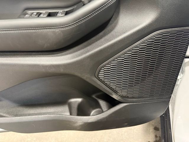 New 2026 Jeep Grand Cherokee Laredo image 9