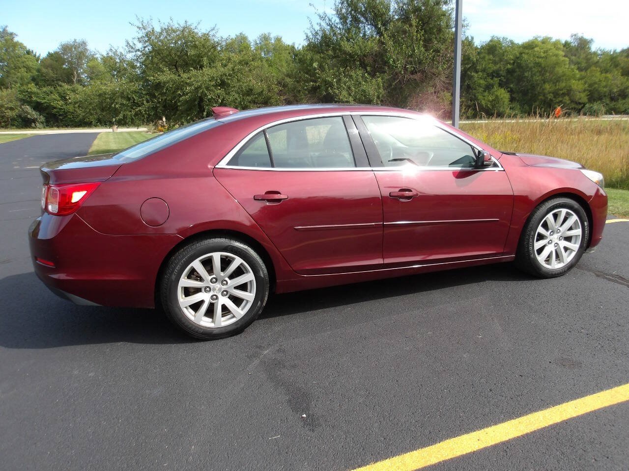 Used 2015 Chevrolet Malibu LT FWD image 11