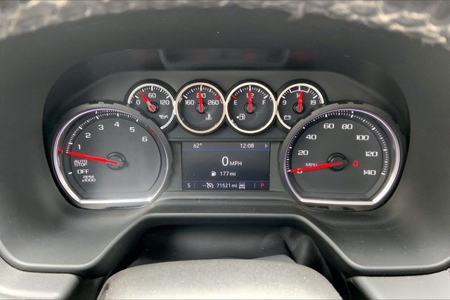 Used 2021 Chevrolet Tahoe Z71 w/ Luxury Package AWD/4WD image 19