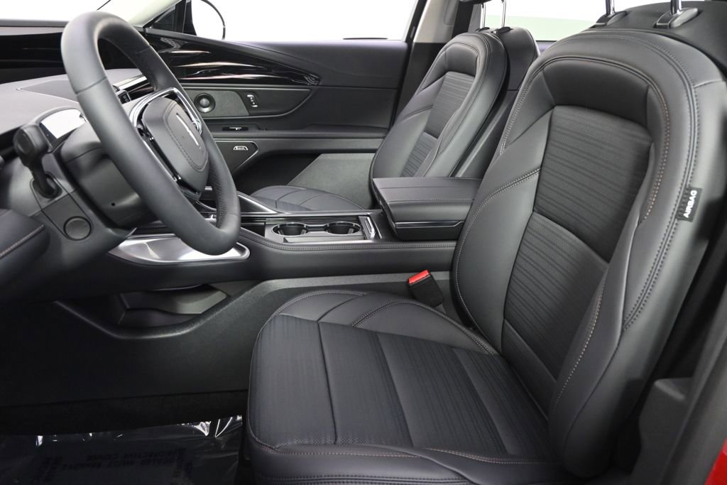 New 2026 Lincoln Nautilus Reserve w/ Jet Appearance Package image 13