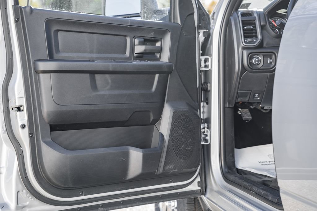 New 2026 RAM 2500 Tradesman w/ Chrome Appearance Group image 35