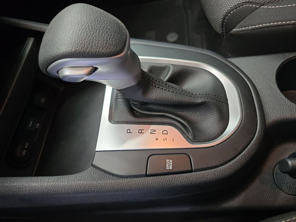 Used 2024 Kia Forte LXS w/ LXS Technology Package image 27