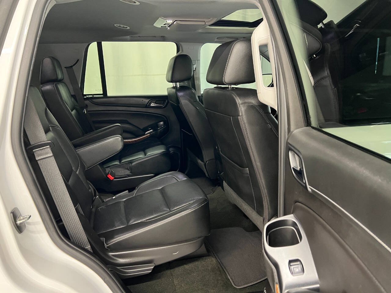 Used 2018 Chevrolet Tahoe Premier AWD/4WD image 11