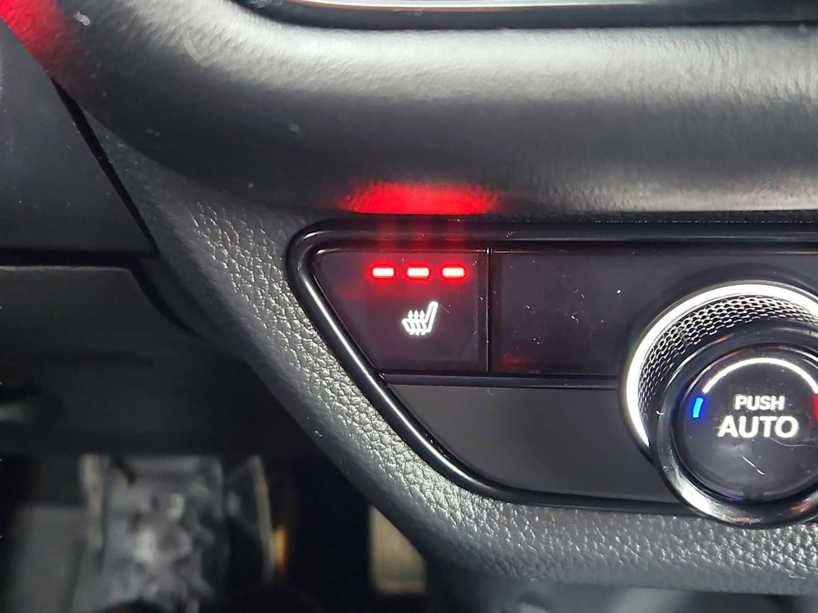 Certified 2026 Honda HR-V Sport image 18