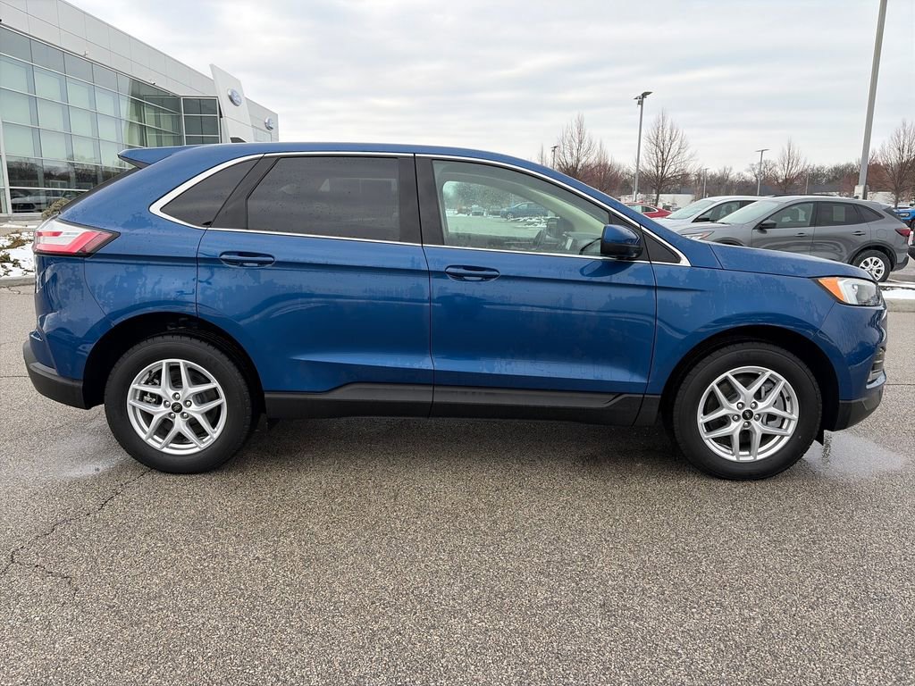 Used 2024 Ford Edge SEL w/ Convenience Package image 8