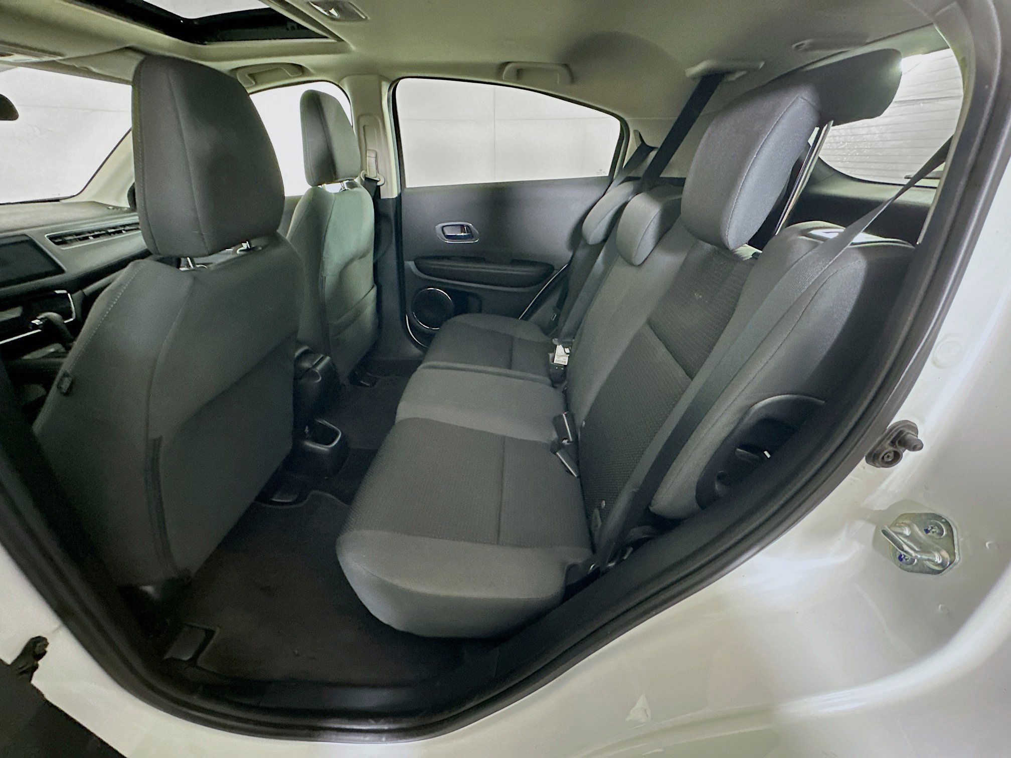 Used 2021 Honda HR-V EX image 25