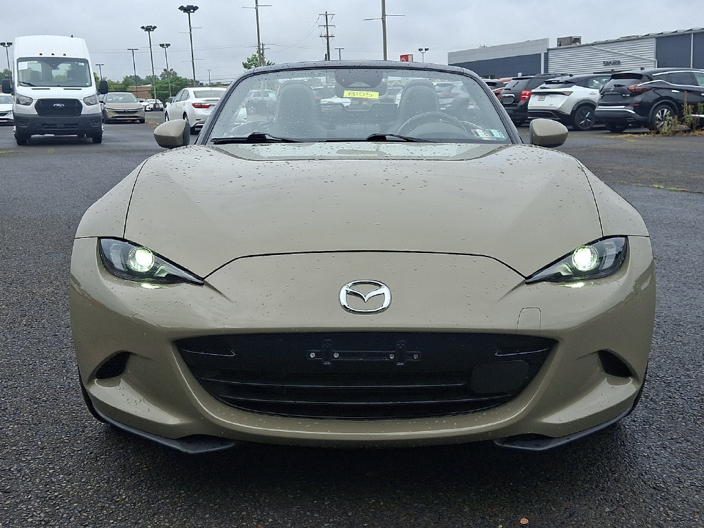 Used 2024 MAZDA MX-5 Miata Grand Touring w/ Weather Package RWD image 2