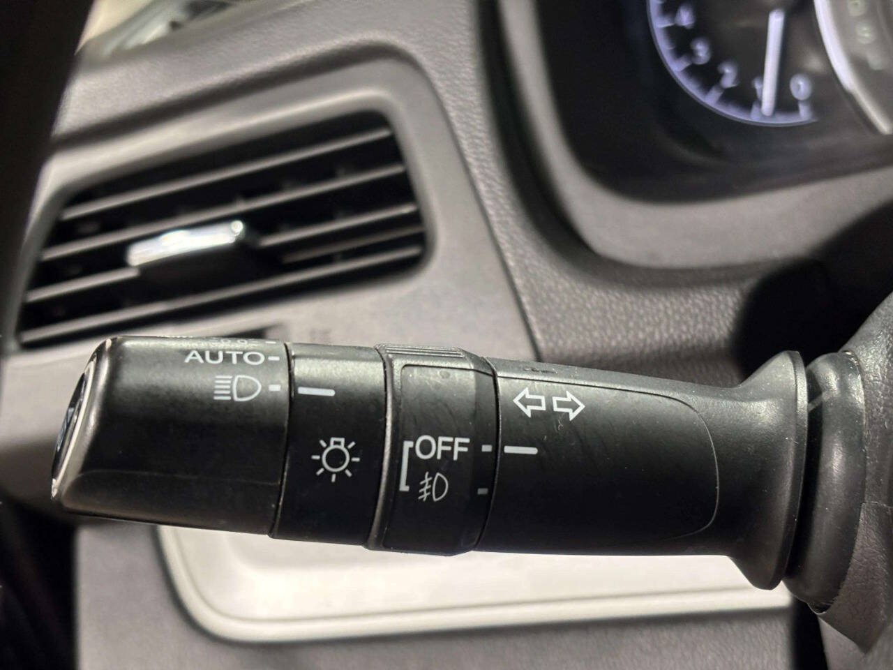 Used 2016 Honda CR-V EX image 32