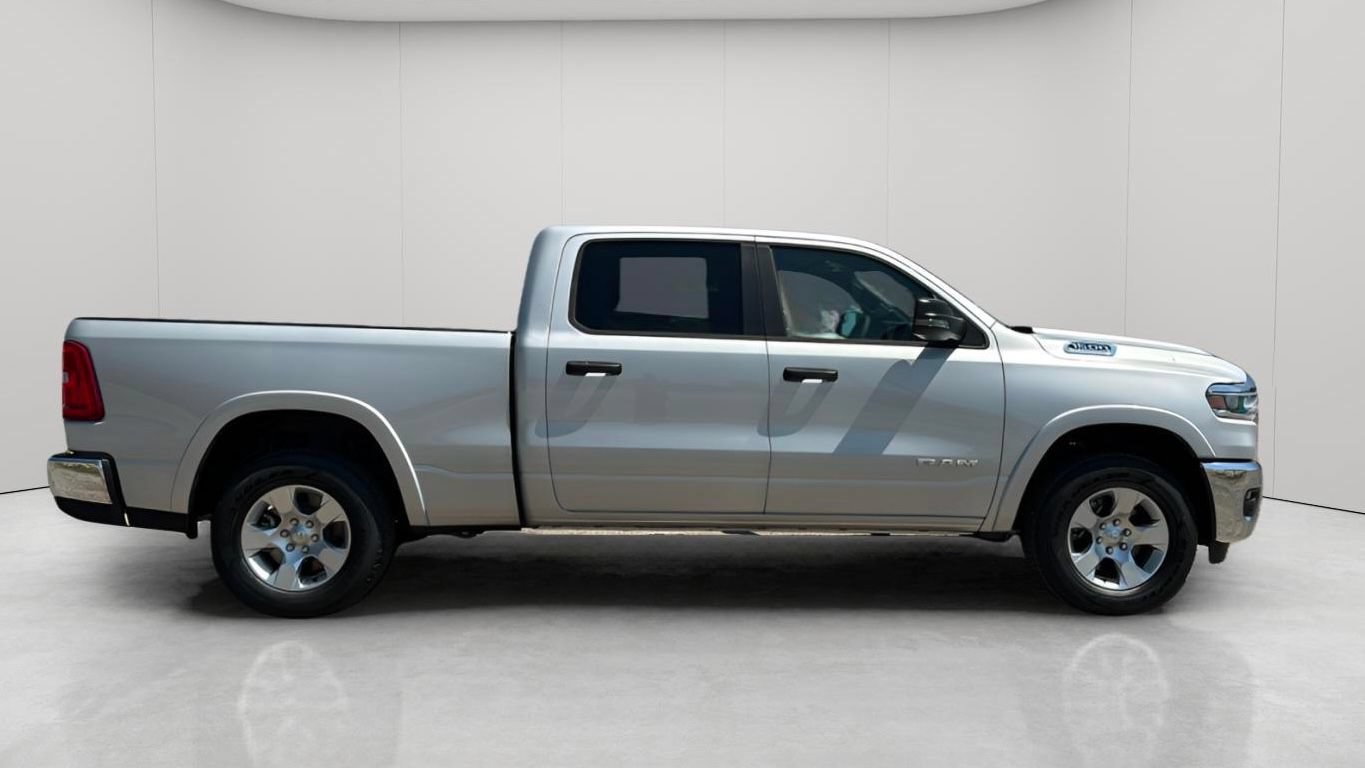 New 2026 RAM 1500 Big Horn AWD/4WD image 4