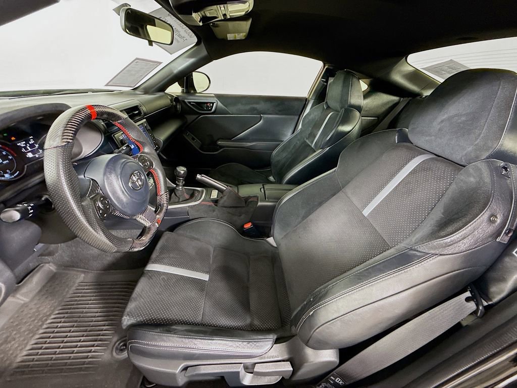 Certified 2023 Toyota GR86 Premium w/ ALL Weather Mat Package (TMS) RWD image 21