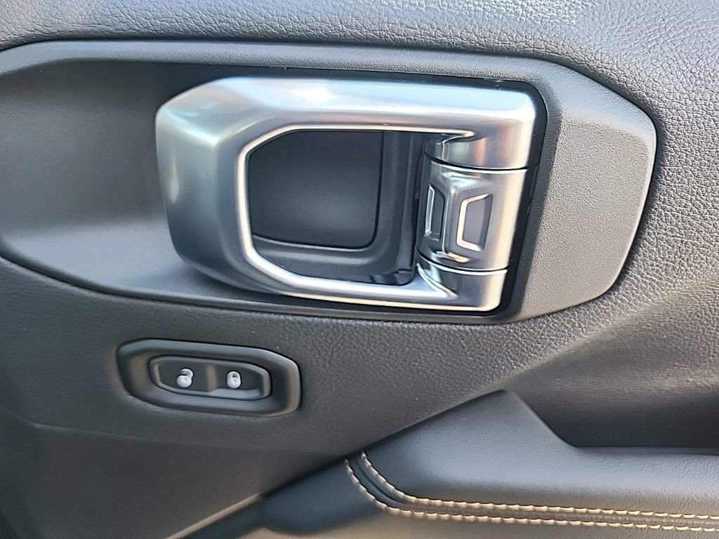 New 2026 Jeep Wrangler Sahara image 14