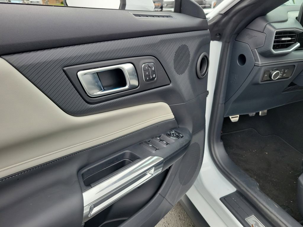 New 2025 Ford Mustang GT Premium image 17