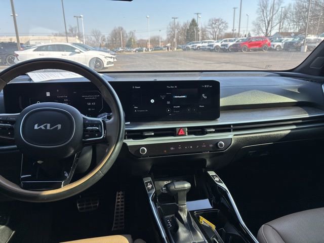 Used 2024 Kia Sorento SX Prestige w/ Olive Brown Leather Package image 8