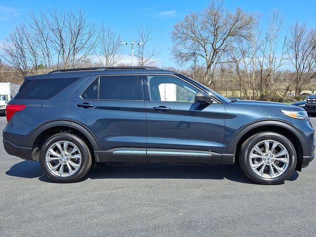 Used 2023 Ford Explorer XLT w/ Equipment Group 202A image 10