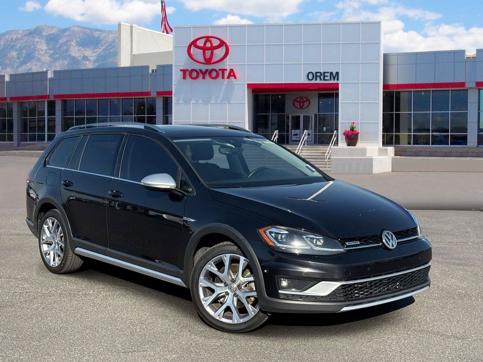 Used 2019 Volkswagen Golf Alltrack SE