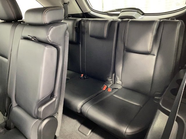 Certified 2017 Toyota Highlander XLE image 12