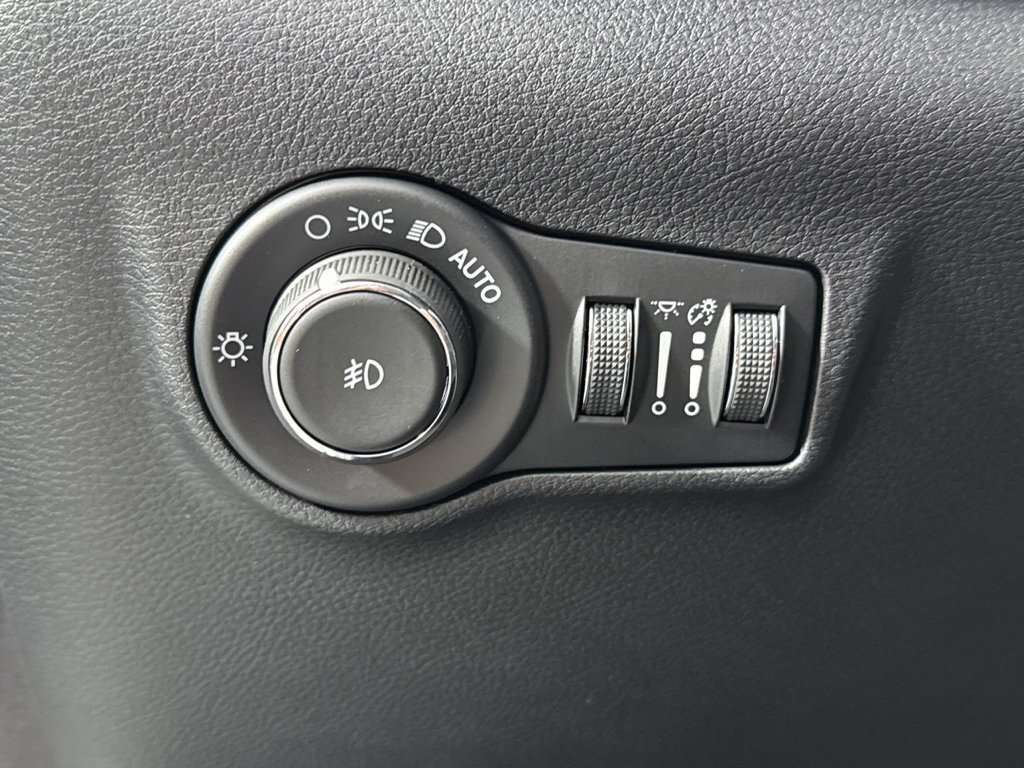 New 2026 Jeep Compass Limited AWD/4WD image 28
