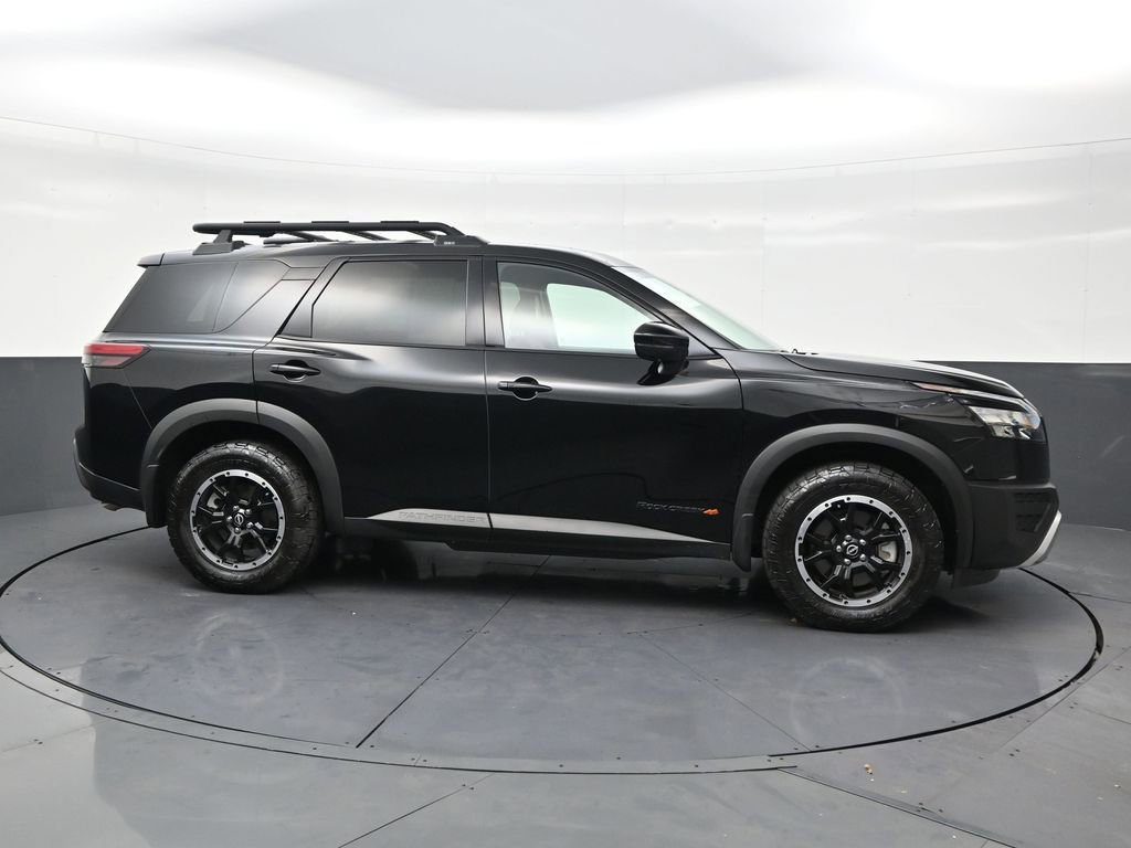 Used 2025 Nissan Pathfinder Rock Creek image 6