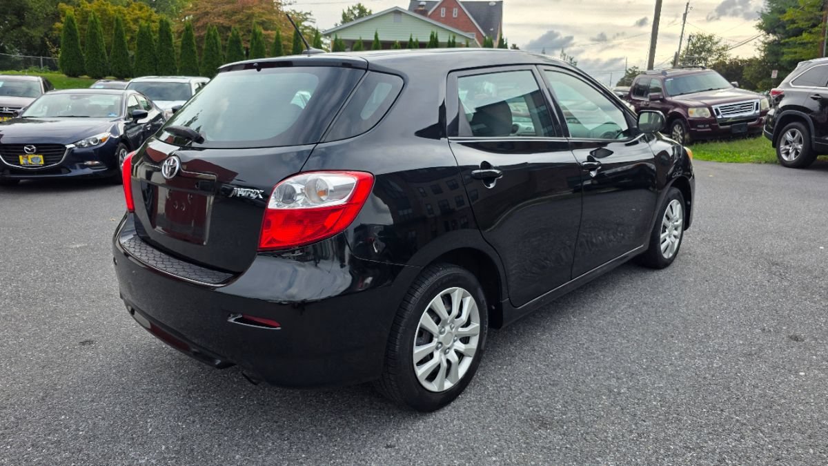 Used 2011 Toyota Matrix FWD image 7