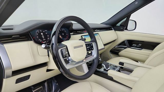 Used 2023 Land Rover Range Rover SE AWD/4WD image 17