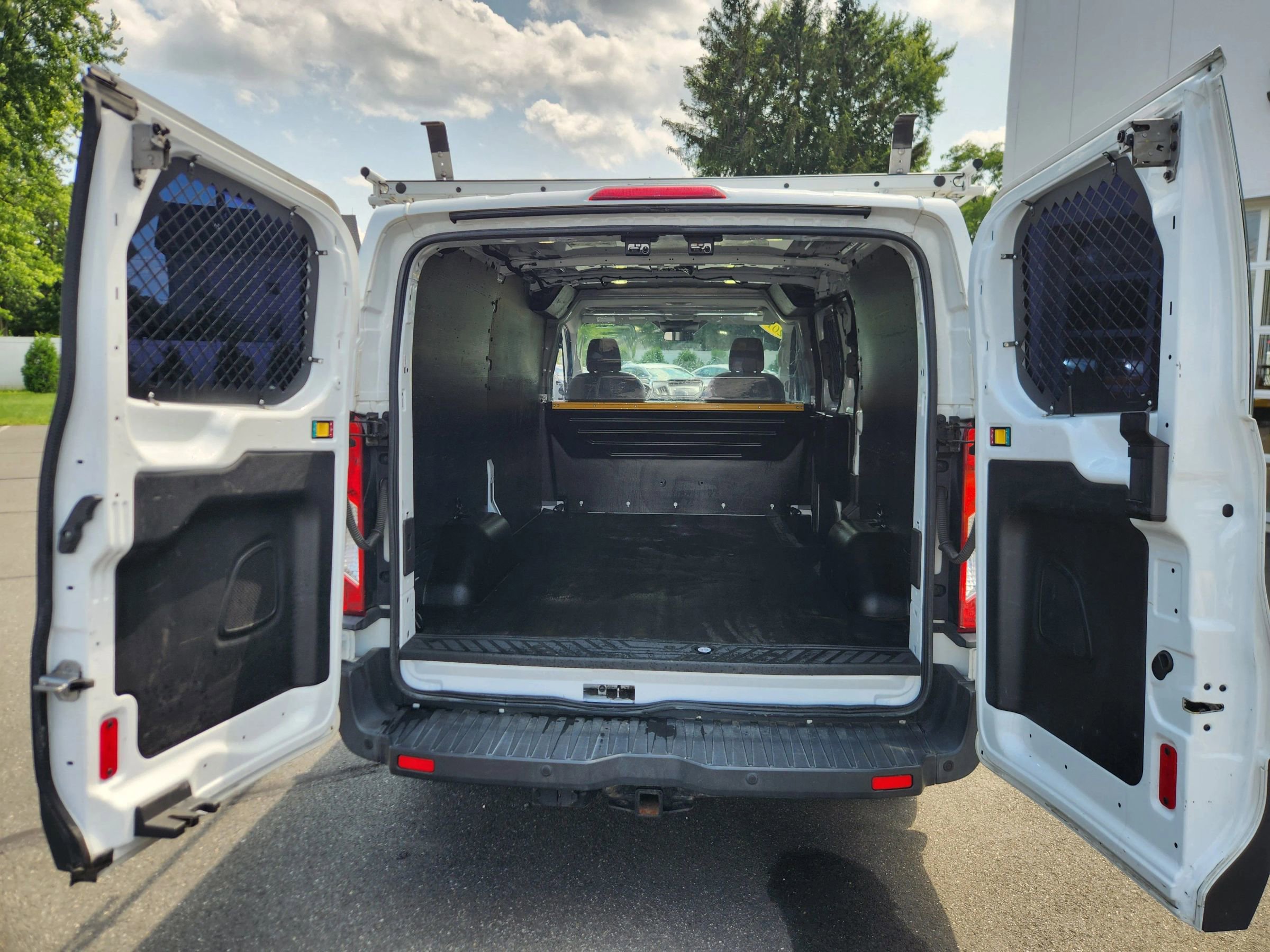 Used 2018 Ford Transit 250 130 Low Roof w/ Interior Upgrade Package image 37